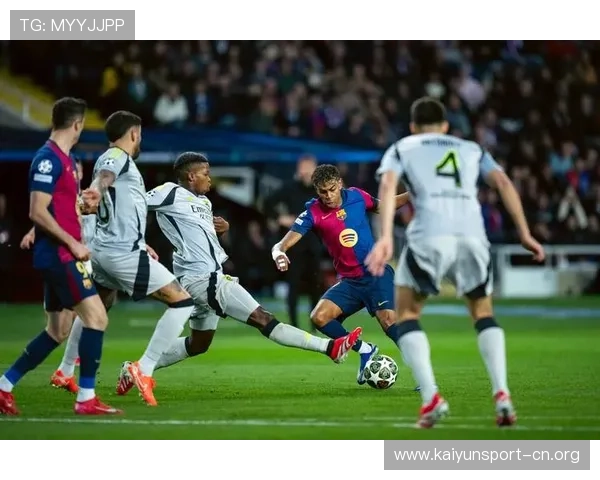 续约风波引燃德比再战火花 经典对决再度上演震撼全场时刻巅峰争夺