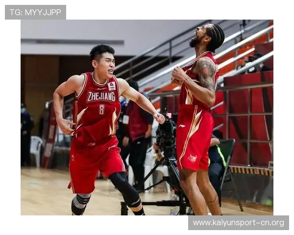 马龙压哨绝杀引领队伍逆袭成功 上演惊心动魄逆转胜利